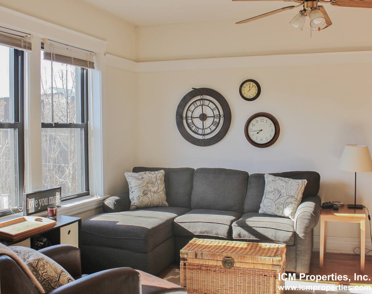 Apartment for rent at 4844 N Rockwell #3, Chicago, IL 60625