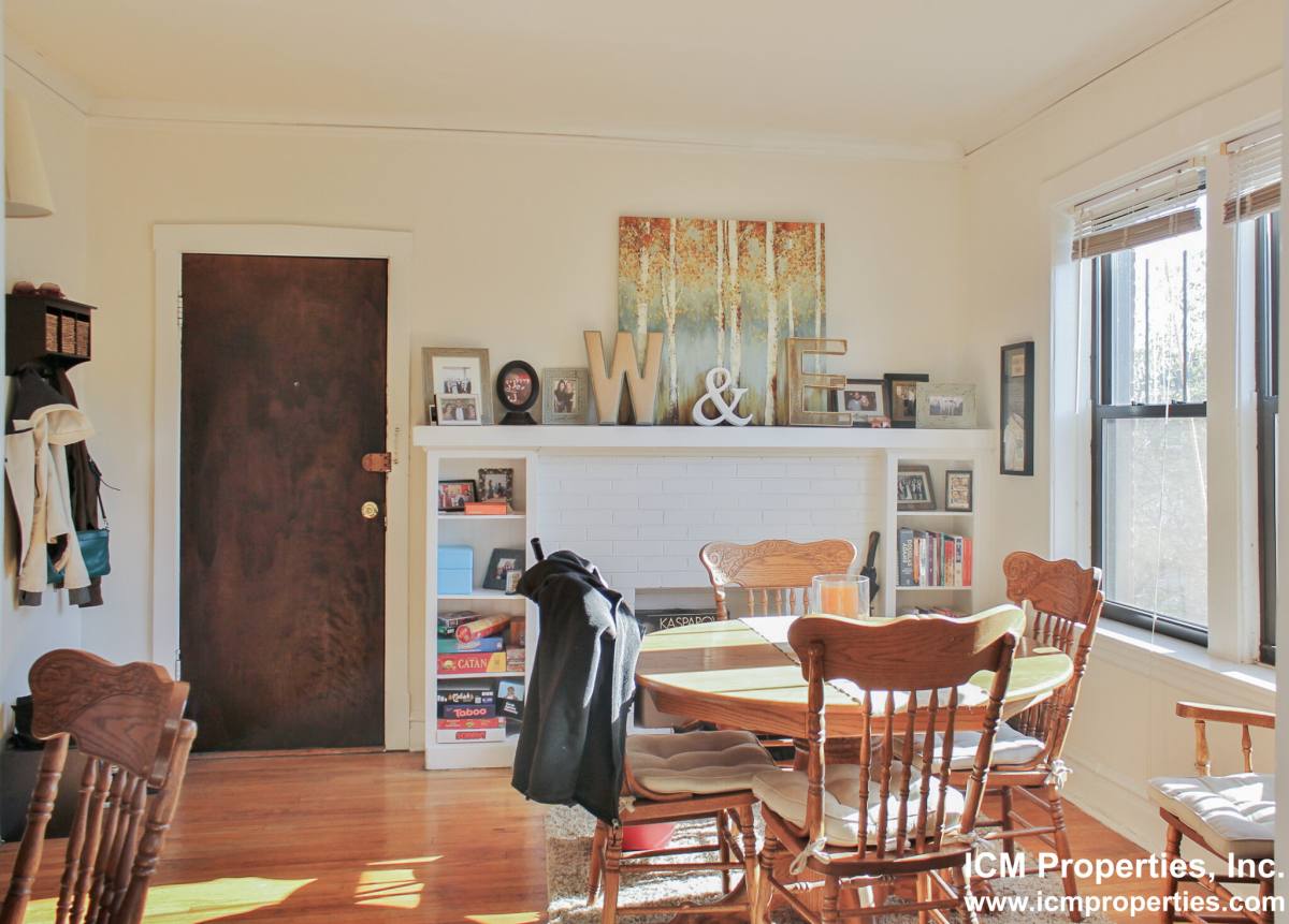Apartment for rent at 4844 N Rockwell #3, Chicago, IL 60625