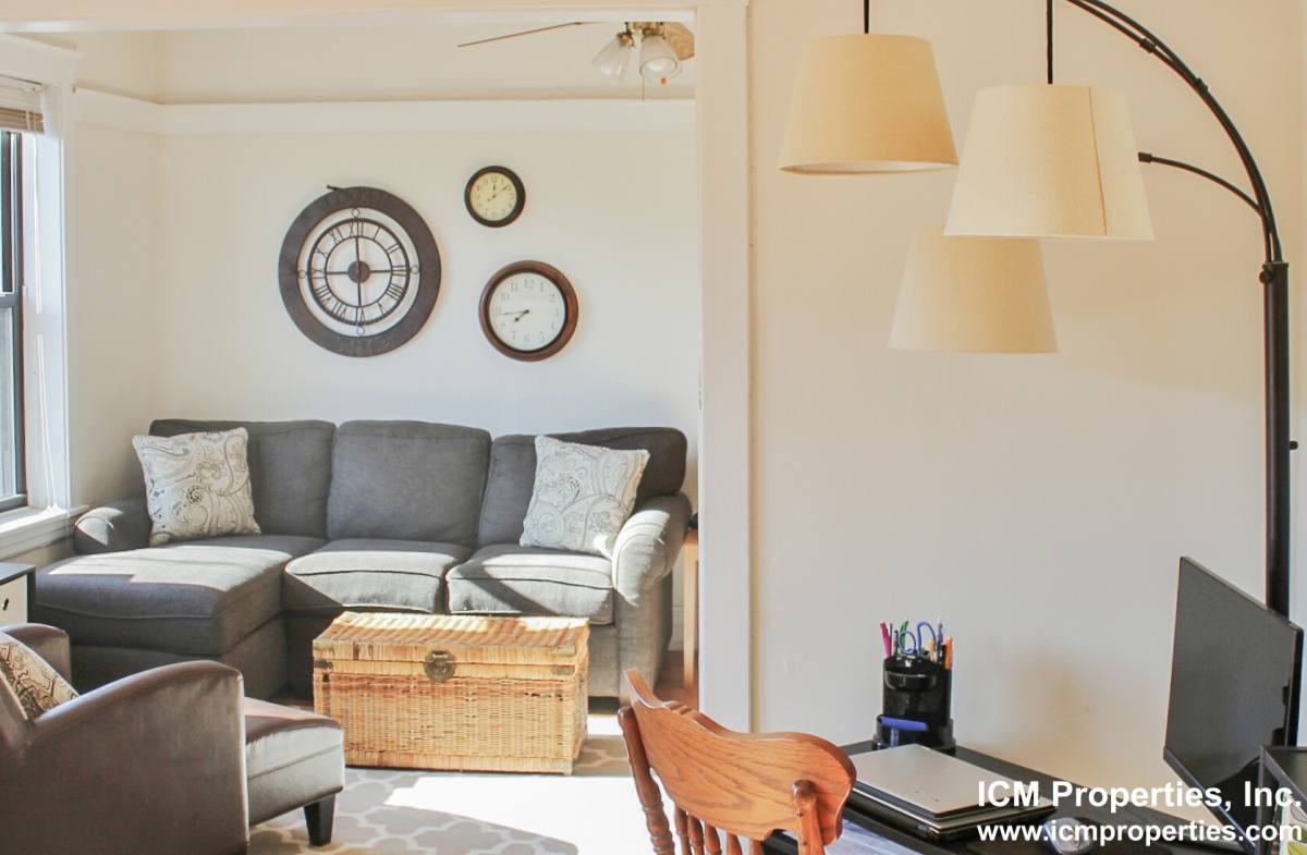 Apartment for rent at 4844 N Rockwell #3, Chicago, IL 60625