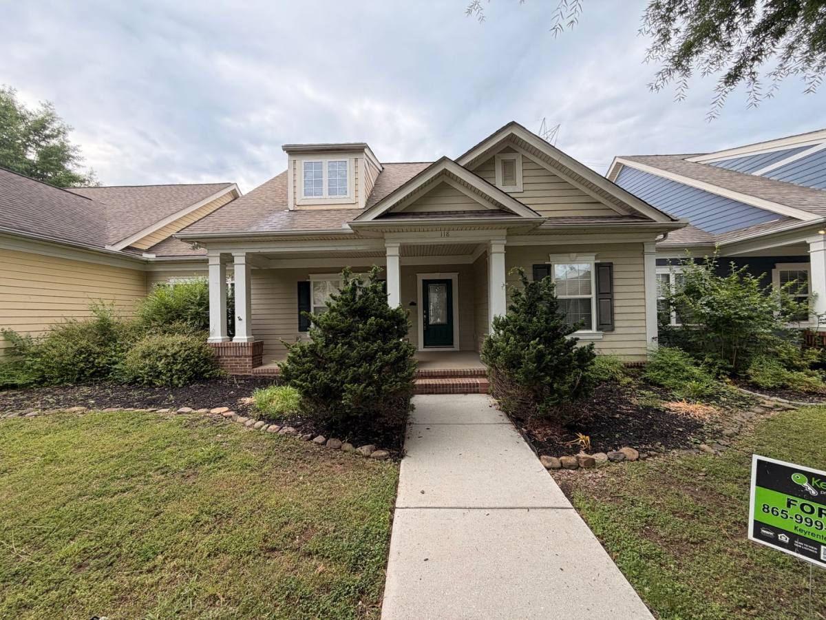 House for rent at 118 Fortenberry St, Oak Ridge, TN 37830