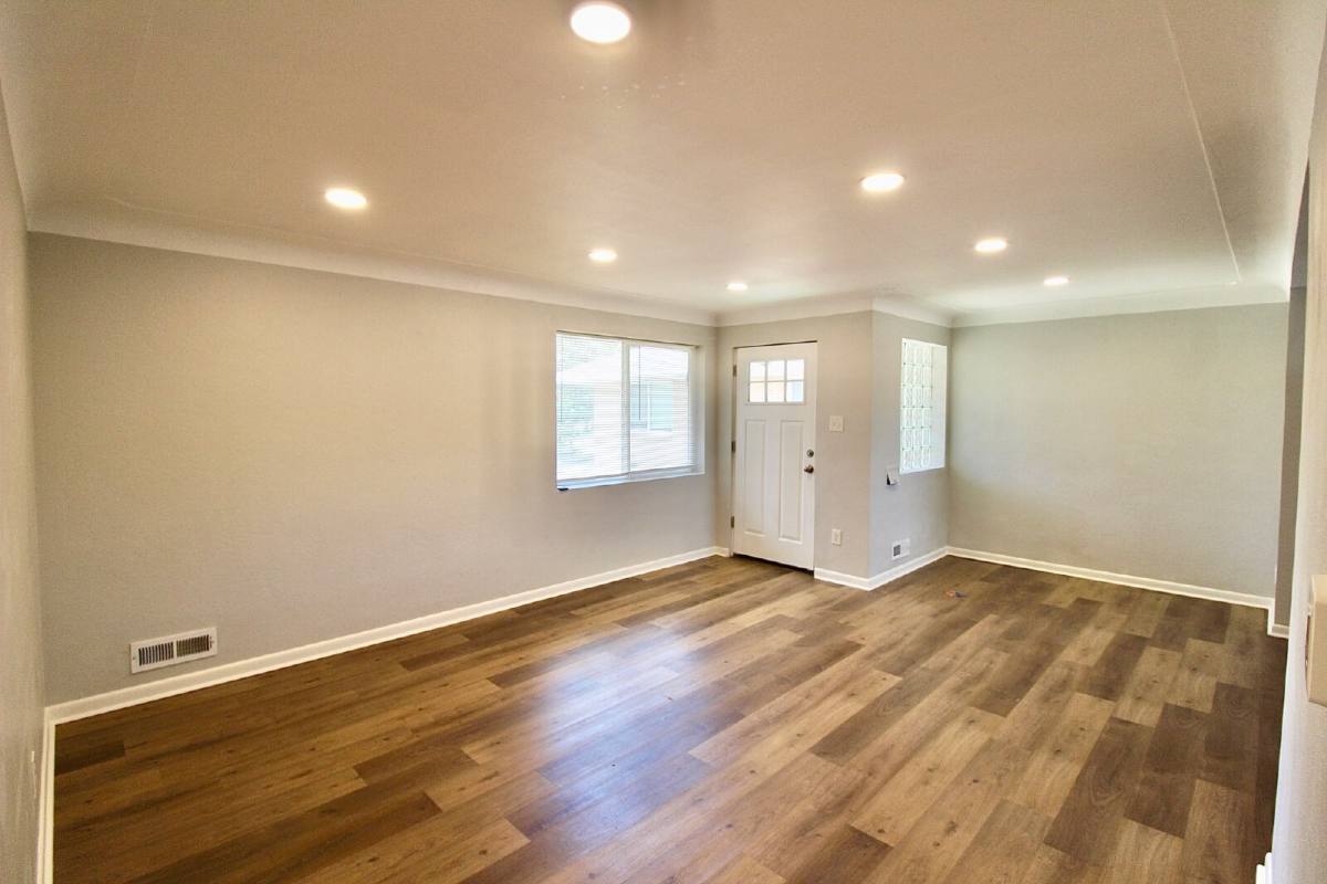 Townhouse for rent at 3614 N Monaco St Parkway, Denver, CO 80207