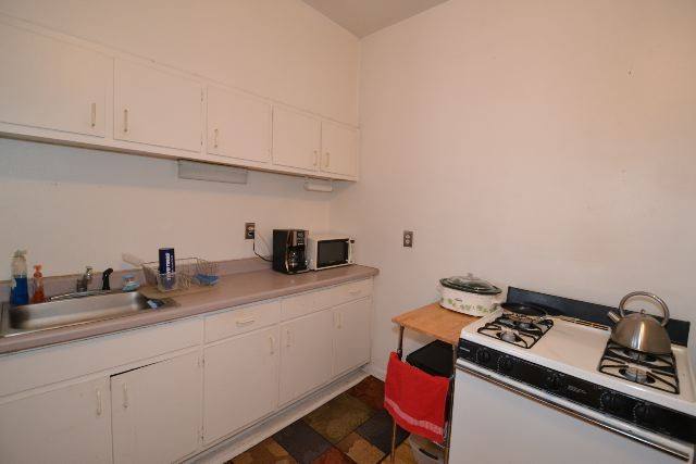 Apartment for rent at 921 Waveland #DA9, Chicago, IL 60657