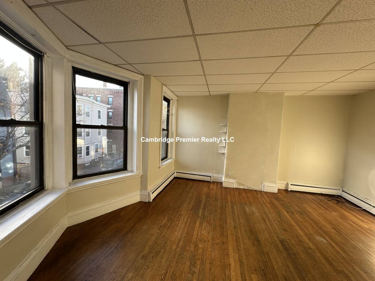 House for rent at 179 Harvard St #3, Cambridge, MA 02139