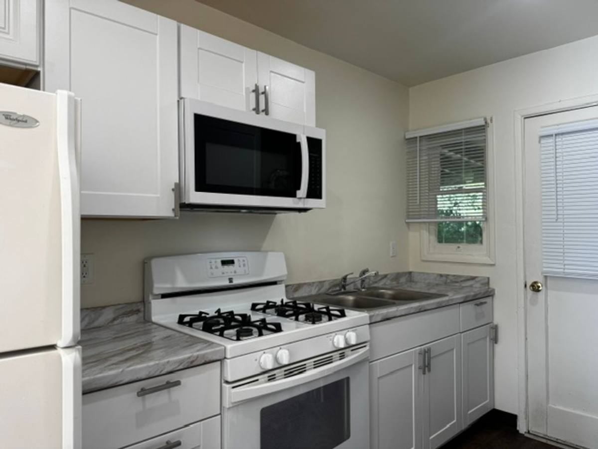 Apartment for rent at 4015 Cedar St, Eureka, CA 95503