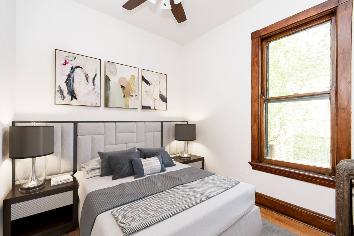 Apartment for rent at 1008 W Altgeld #10, Chicago, IL 60614