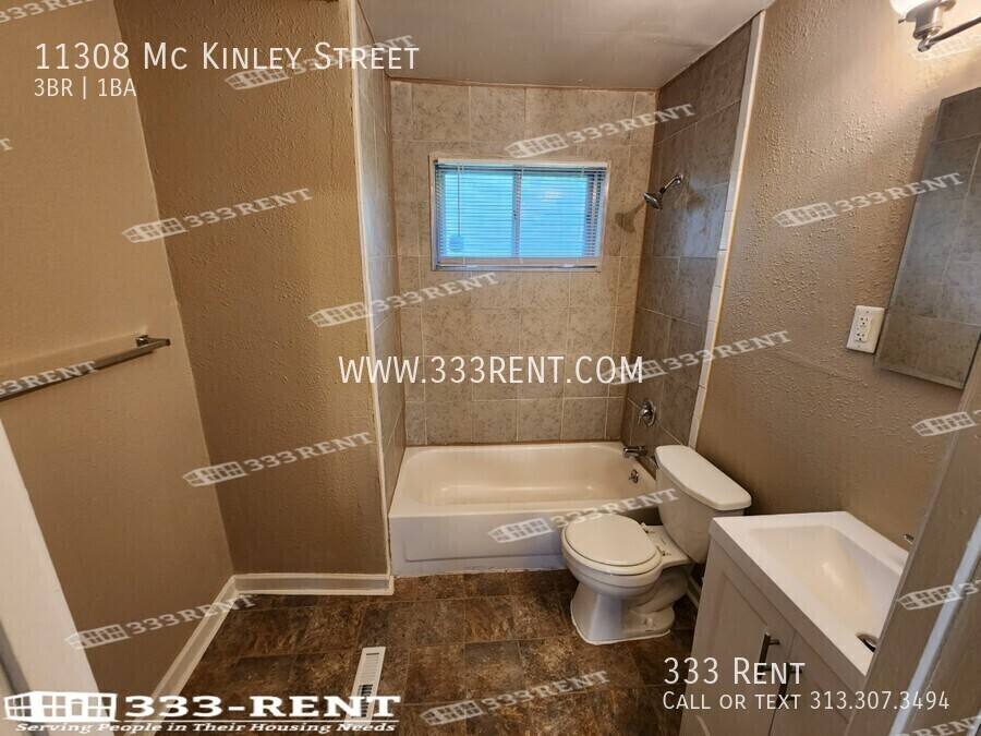 House for rent at 11308 Mc Kinley Ave, Kansas City, MO 64134