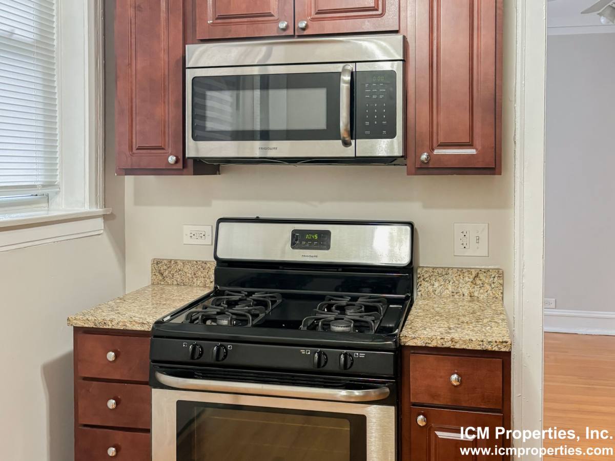 Apartment for rent at 5073 N Wolcott #2, Chicago, IL 60640