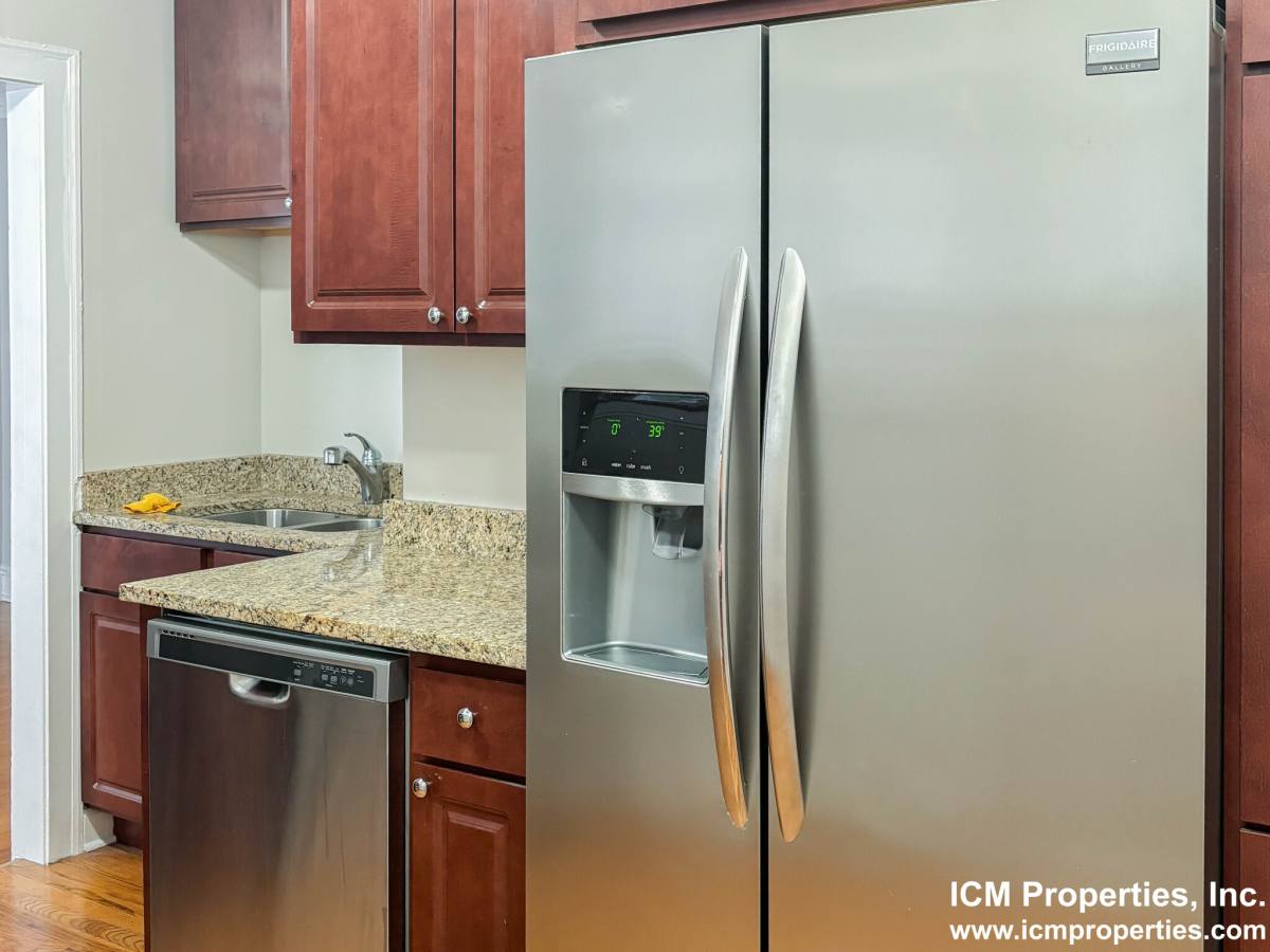 Apartment for rent at 5073 N Wolcott #2, Chicago, IL 60640