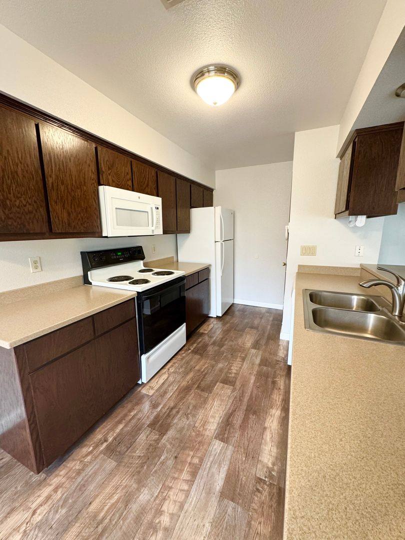 Apartment for rent at 3512 Adams Lane, Redding, CA 96002