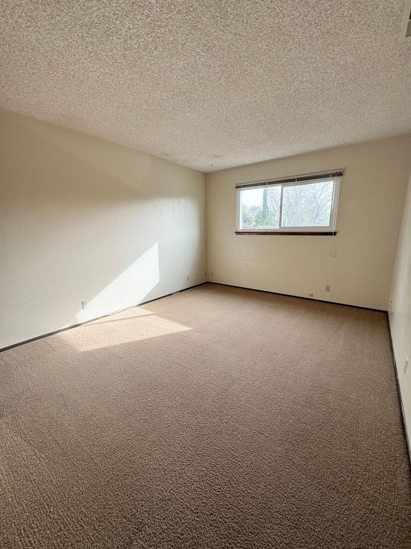 Apartment for rent at 3512 Adams Lane, Redding, CA 96002
