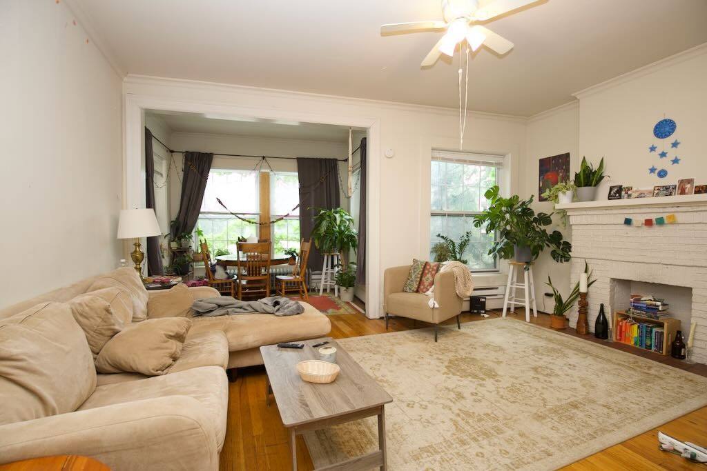 Apartment for rent at 310 12 Lee #8Q, Evanston, IL 60202