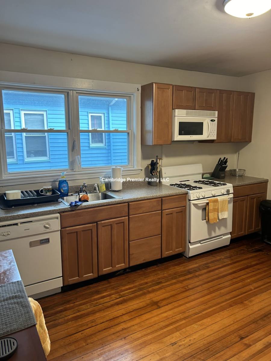 Apartment for rent at 24-26 Burnham St #2, Boston, MA 02114