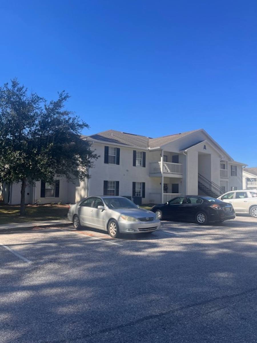 Apartment for rent at 8730 University Rd, Bayou La Batre, AL 36509