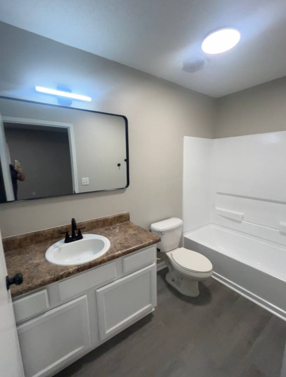 Apartment for rent at 8730 University Rd, Bayou La Batre, AL 36509