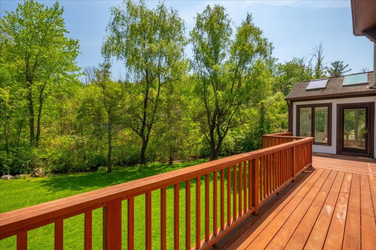 House for rent at 8 Granite Rd, Chappaqua, NY 10514
