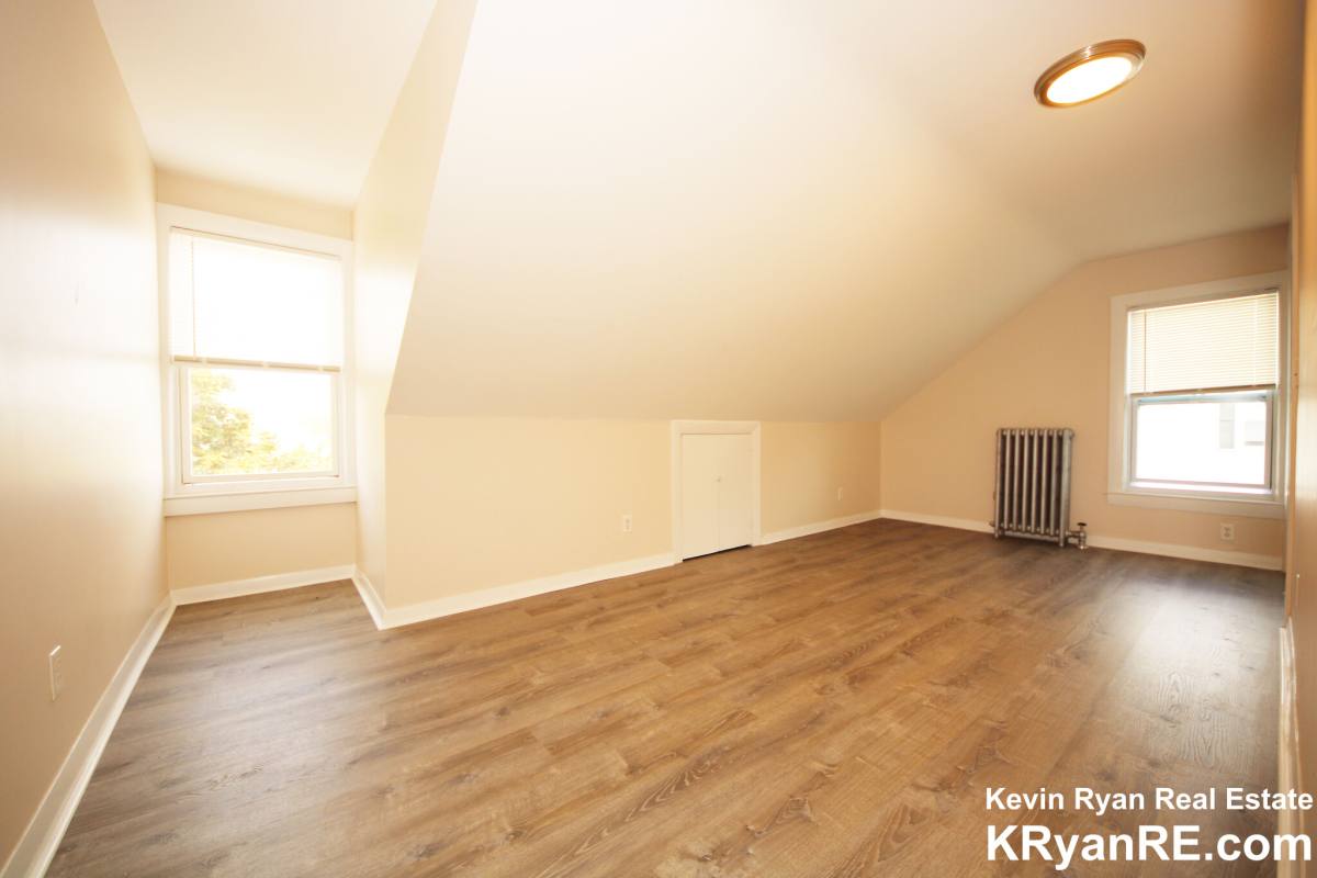 House for rent at 93 Cushing St #2, Waltham, MA 02453