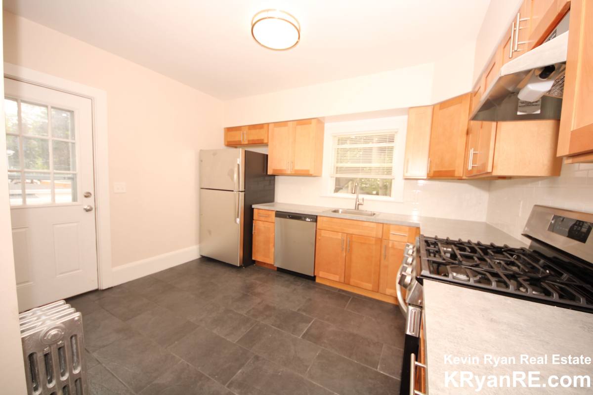 House for rent at 93 Cushing St #2, Waltham, MA 02453
