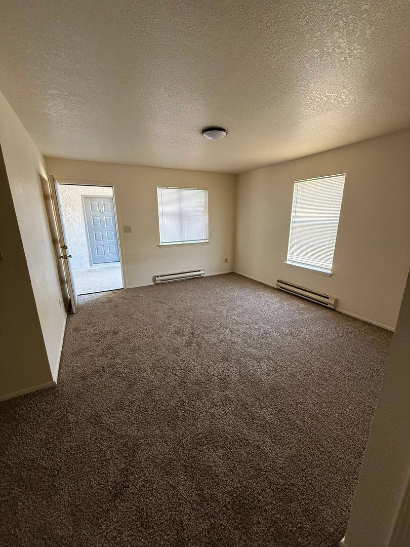 Apartment for rent at 2805 E Idaho Ave, Las Cruces, NM 88011