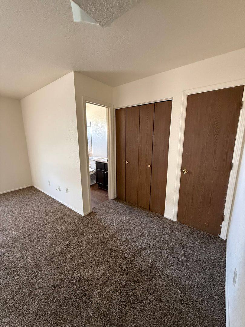 Apartment for rent at 2805 E Idaho Ave, Las Cruces, NM 88011