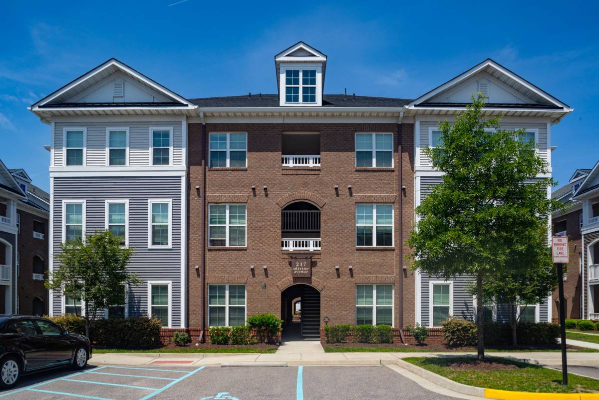 Apartment for rent at 4884 Travertine Ave, Virginia Beach, VA 23462