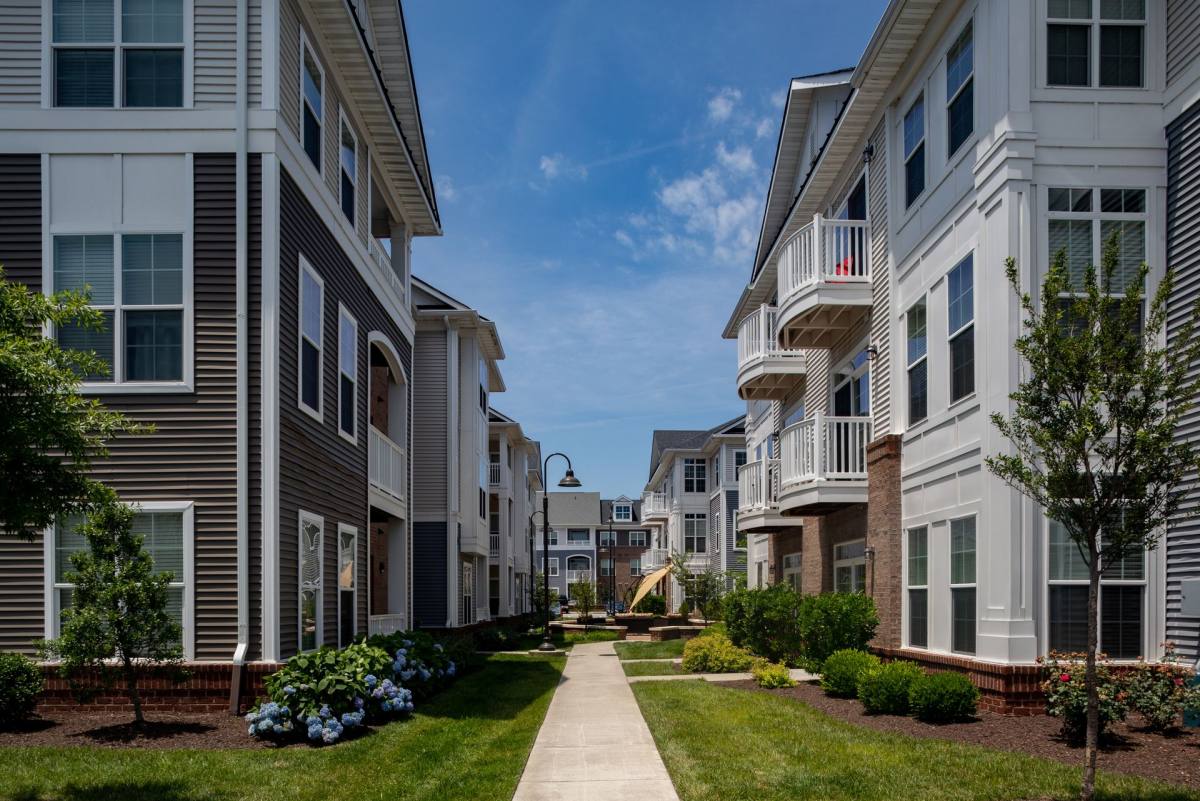 Apartment for rent at 4884 Travertine Ave, Virginia Beach, VA 23462