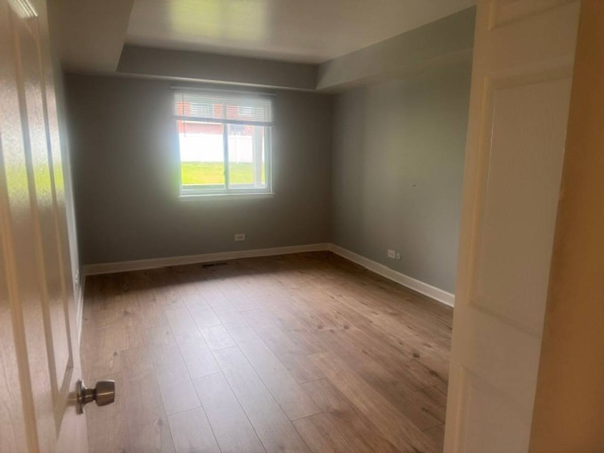 Apartment for rent at 15928-38 S Leclaire Ave, Oak Forest, IL 60452