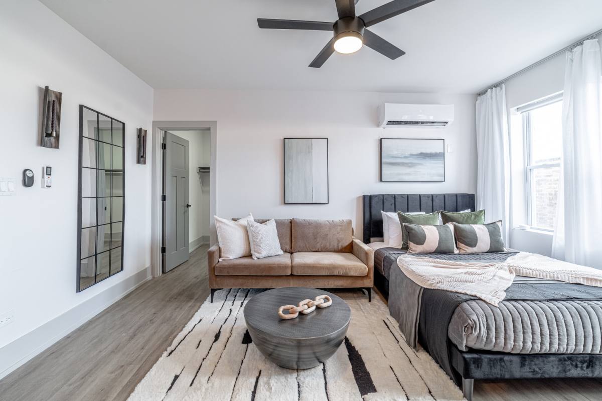 Condo for rent at 3546 N Southport Ave #204, Chicago, IL 60657