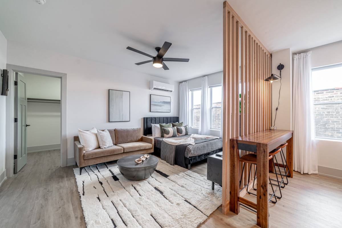 Condo for rent at 3546 N Southport Ave #204, Chicago, IL 60657