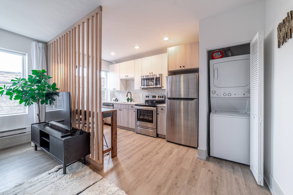 Condo for rent at 3546 N Southport Ave #204, Chicago, IL 60657