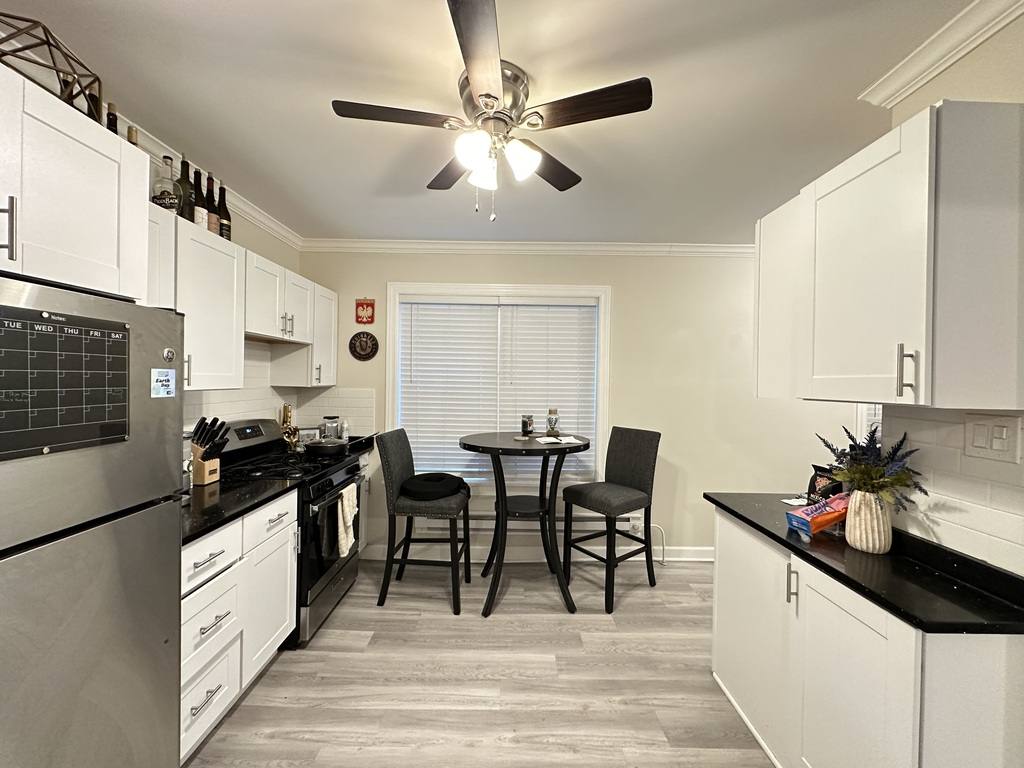 Apartment for rent at 837 Cornelia #SA8, Chicago, IL 60657