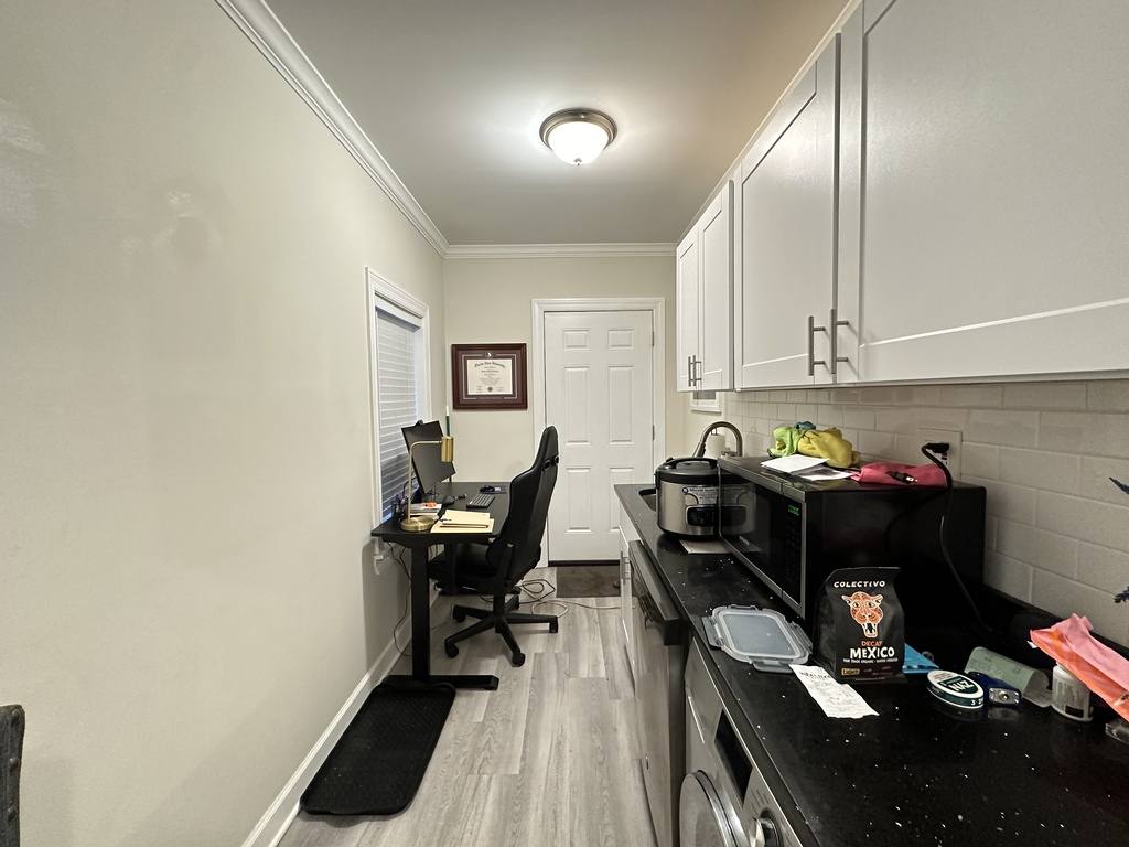 Apartment for rent at 837 Cornelia #SA8, Chicago, IL 60657