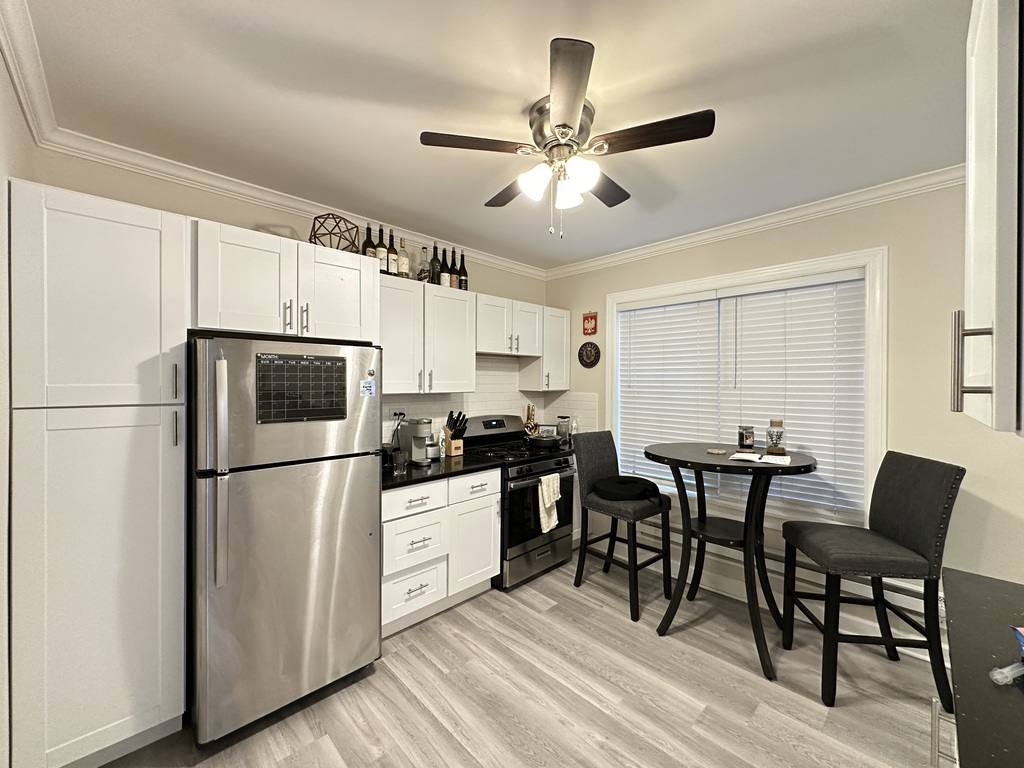 Apartment for rent at 837 Cornelia #SA8, Chicago, IL 60657