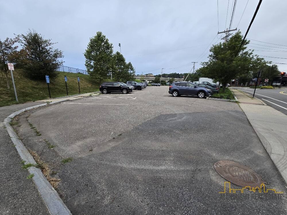 Apartment for rent at 362 E St #L202, Dedham, MA 02026