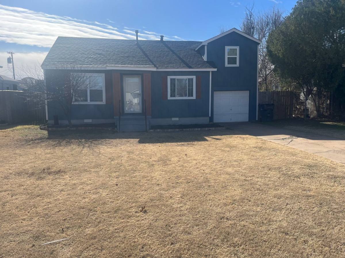 House for rent at 1924 NW Arlington, Lawton, OK 73507