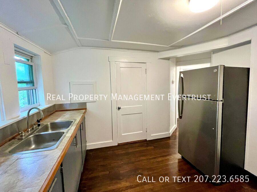 Apartment for rent at 56 Route 133 E, Winthrop, ME 04364