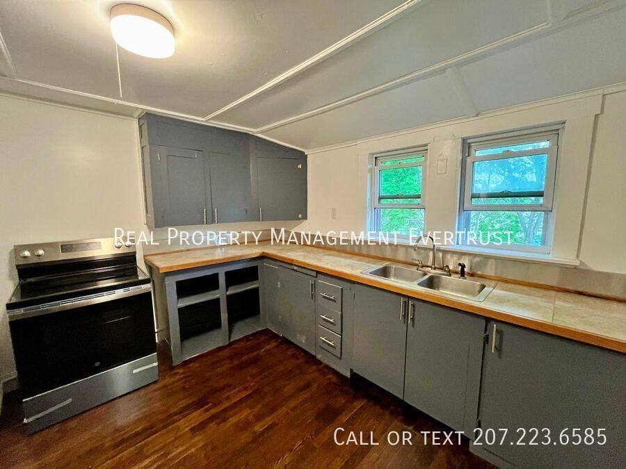 Apartment for rent at 56 Route 133 E, Winthrop, ME 04364