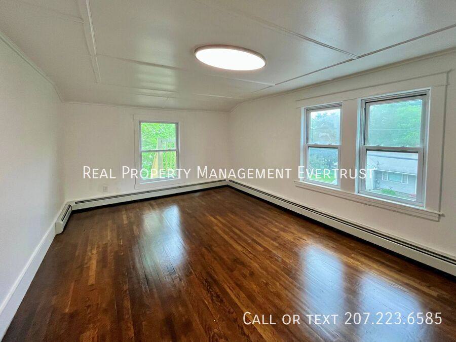 Apartment for rent at 56 Route 133 E, Winthrop, ME 04364