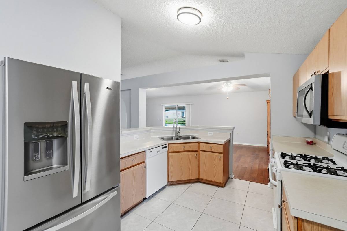 House for rent at 1945 Millington Lane, Jacksonville, FL 32246