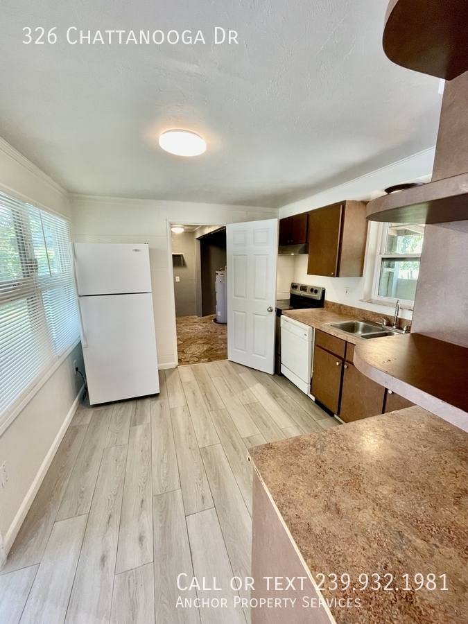House for rent at 326 Chattanooga Dr, Fort Myers, FL 33905