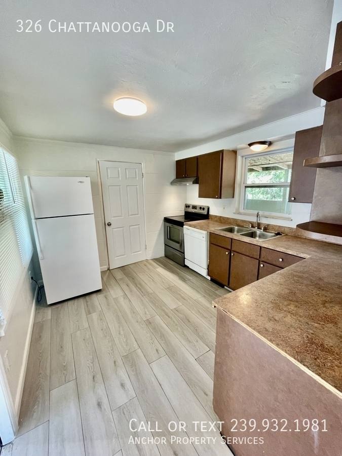 House for rent at 326 Chattanooga Dr, Fort Myers, FL 33905