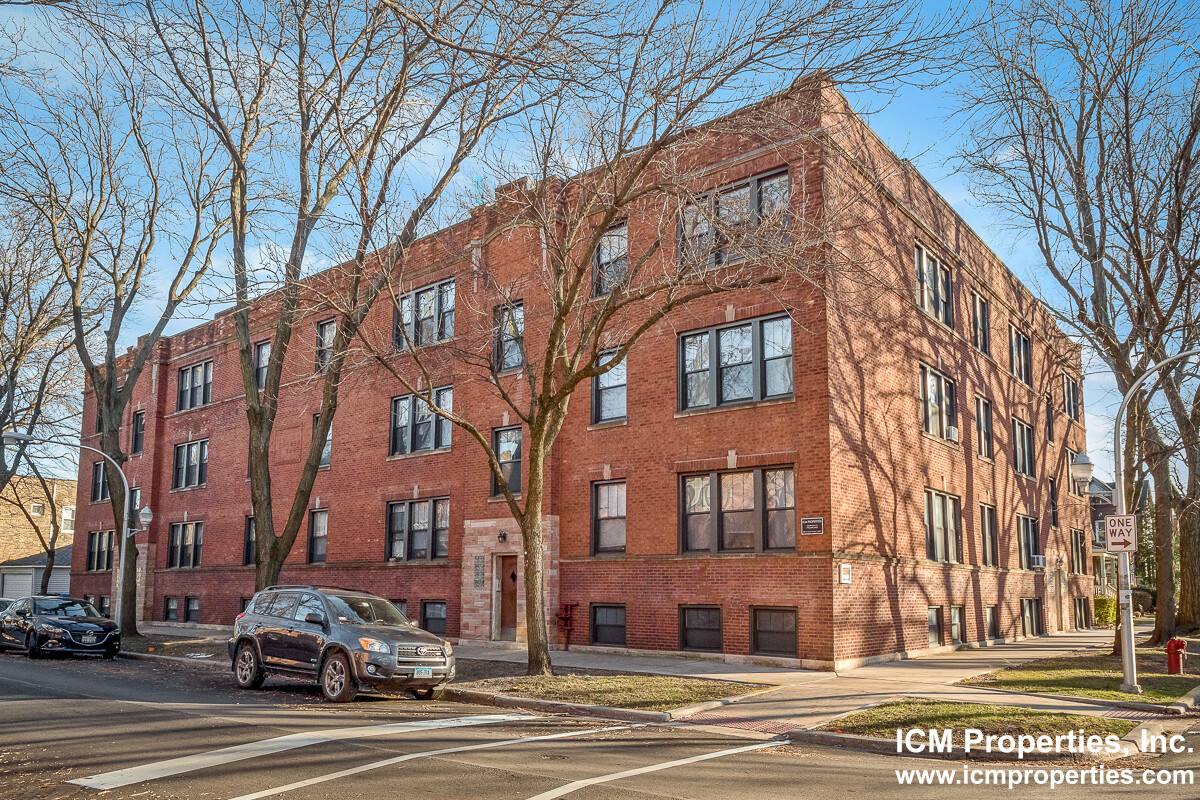 Apartment for rent at 4951 N Oakley Ave #3, Chicago, IL 60625