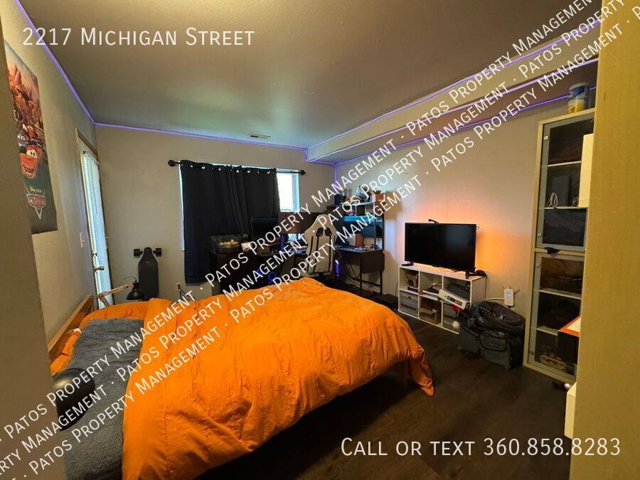 Apartment for rent at 2217 Michigan St, Bellingham, WA 98229
