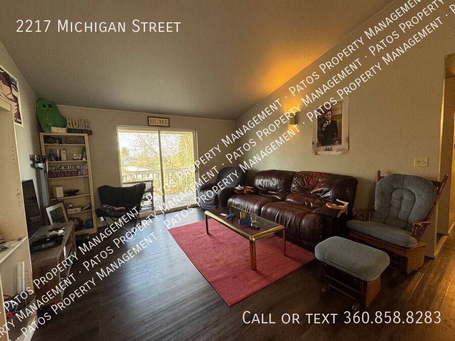 Apartment for rent at 2217 Michigan St, Bellingham, WA 98229
