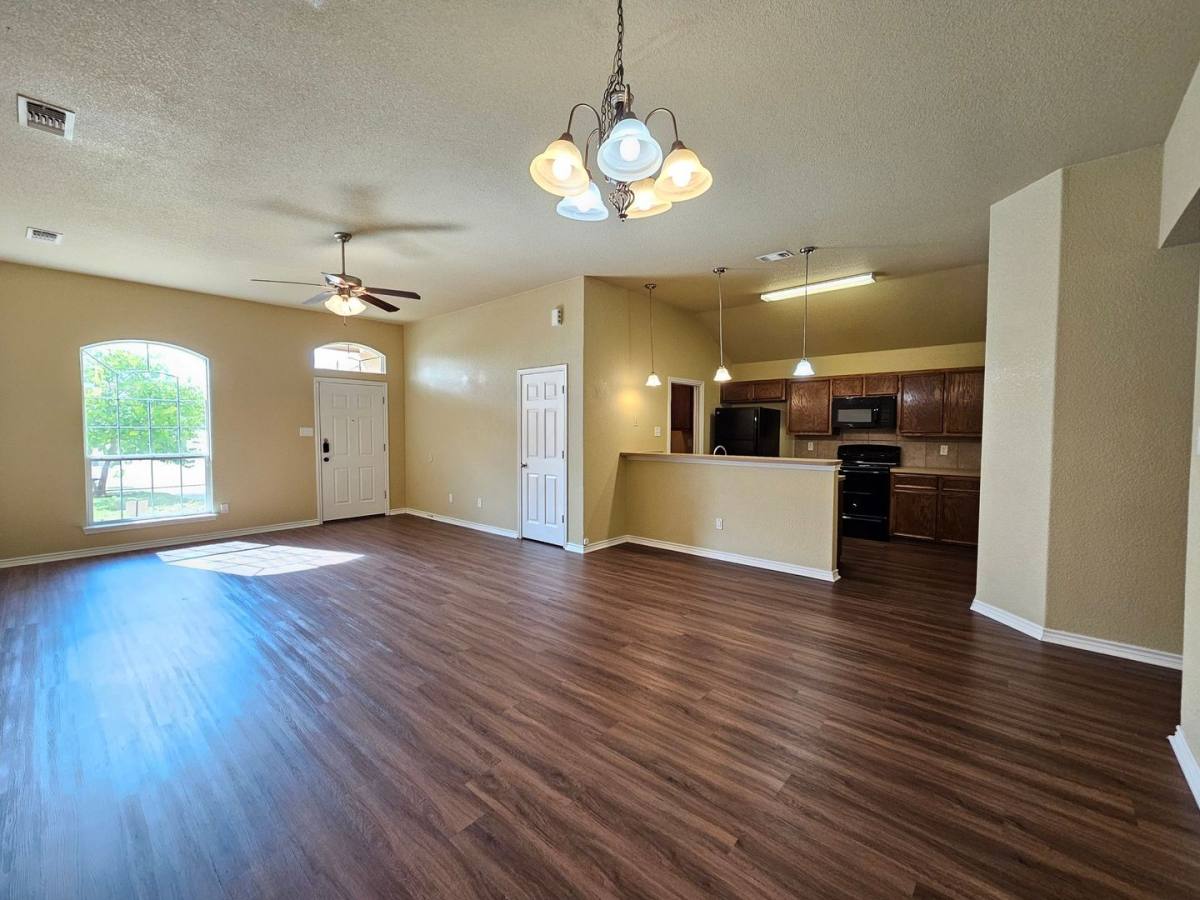 Apartment for rent at 407 Study Hall Loop A B, Killeen, TX 76549