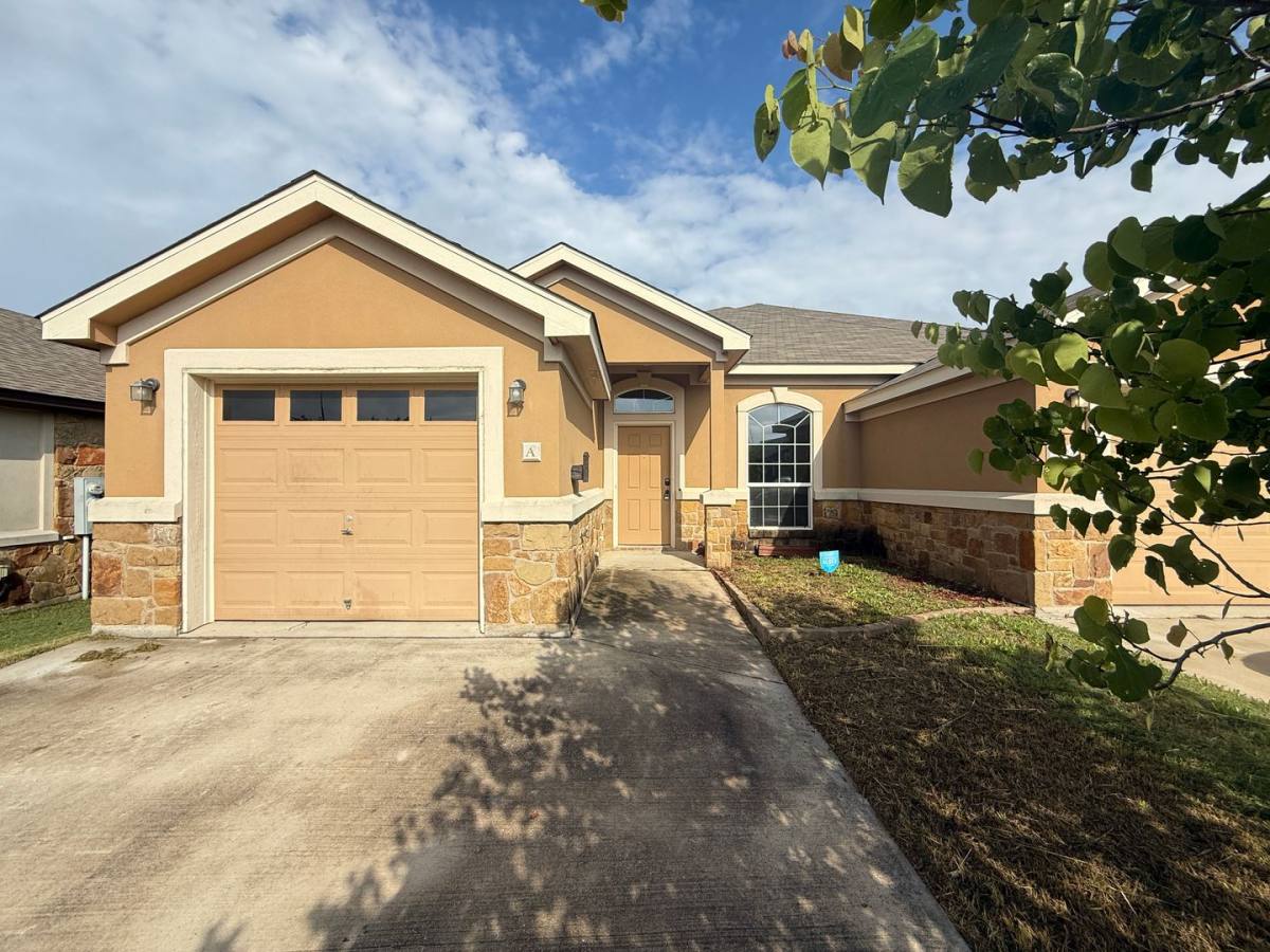 Apartment for rent at 407 Study Hall Loop A B, Killeen, TX 76549