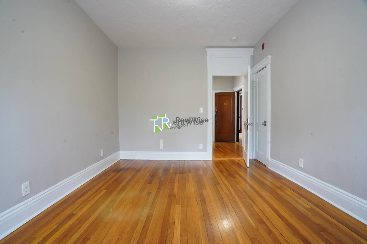 Apartment for rent at 76 Gordon St #15, Brighton, MA 02135