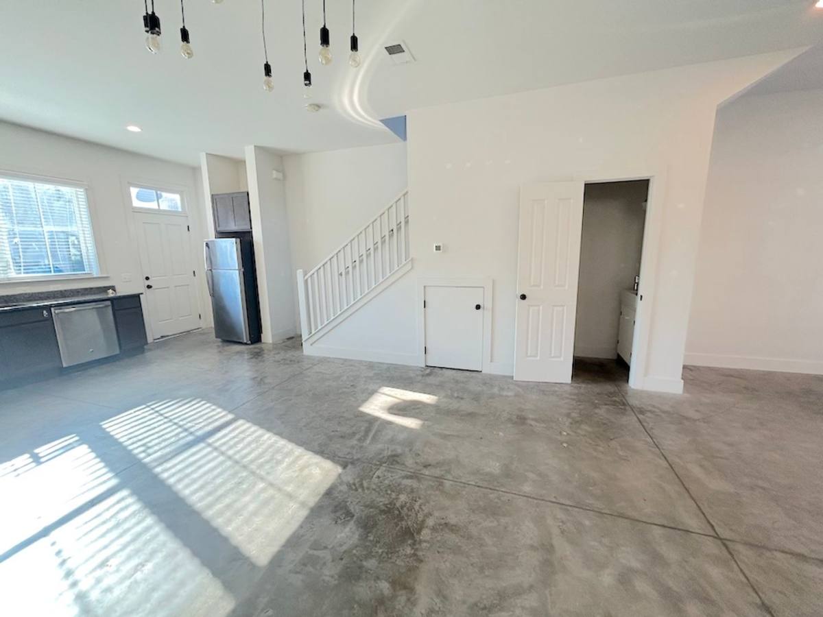 House for rent at 1212 E Broad St, Savannah, GA 31401