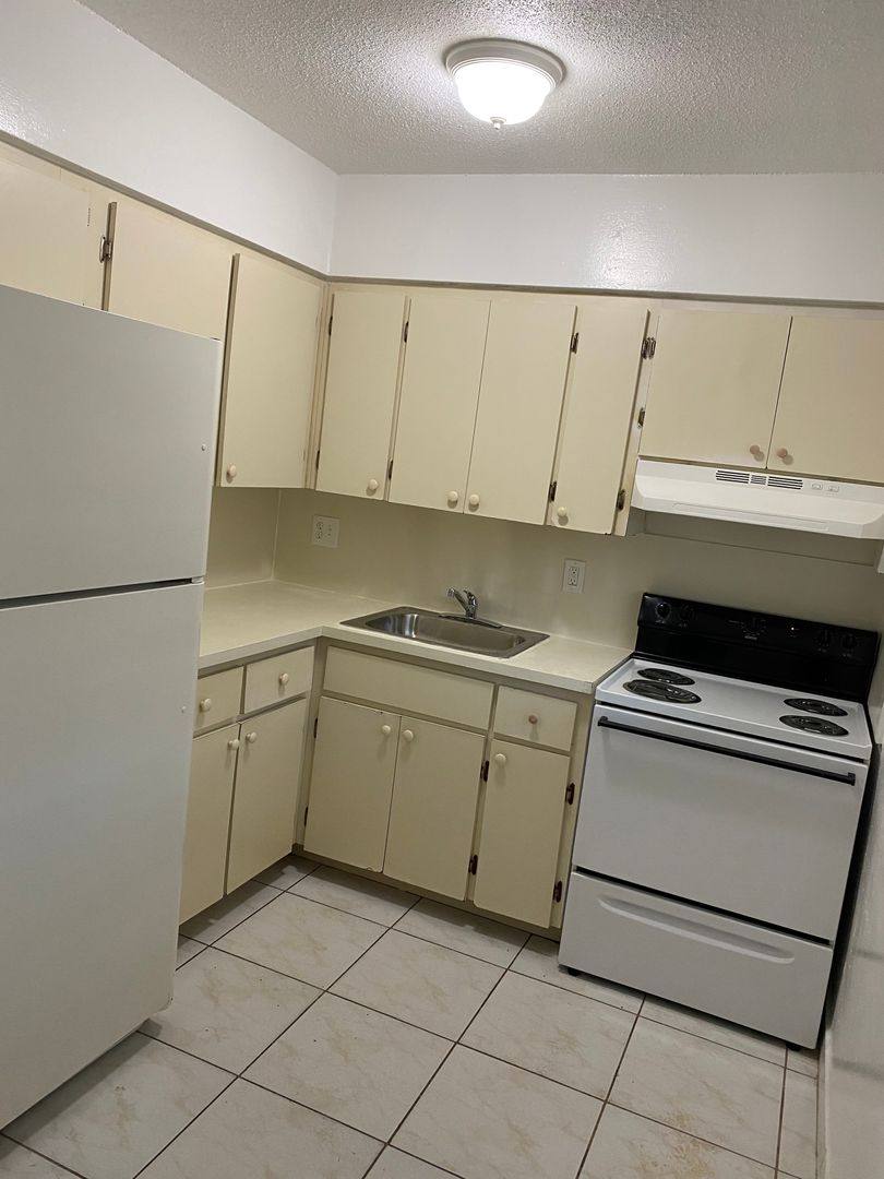 Apartment for rent at 497 NW 40 Court, Fort Lauderdale, FL 33309
