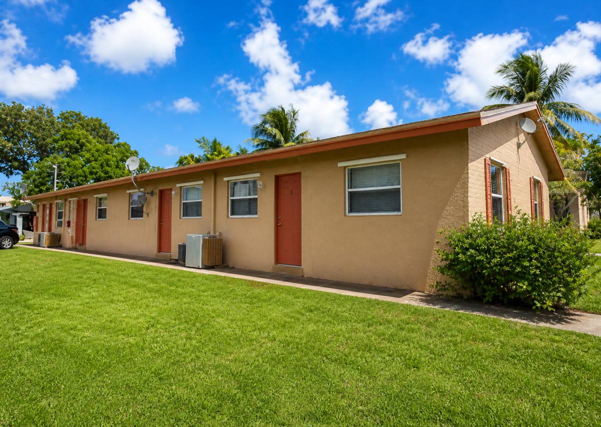 Apartment for rent at 497 NW 40 Court, Fort Lauderdale, FL 33309