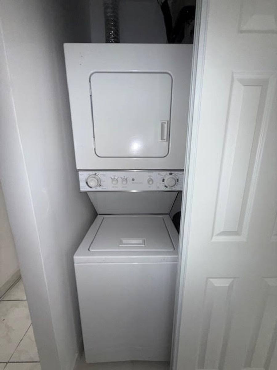 Apartment for rent at 497 NW 40 Court, Fort Lauderdale, FL 33309